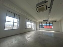 Hh @ Kallang (D13), Factory #561800411